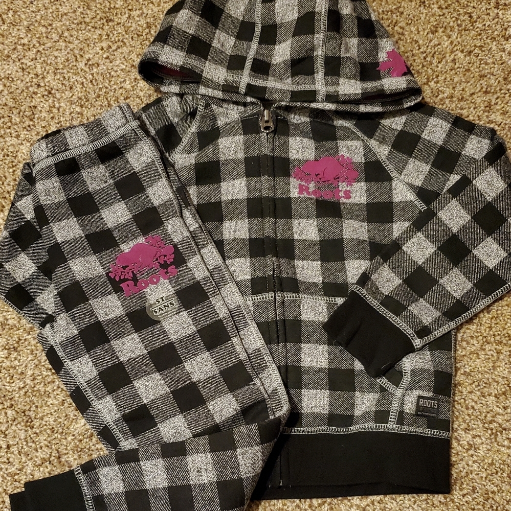 Roots 5T girls zip hoodie and sweatpants